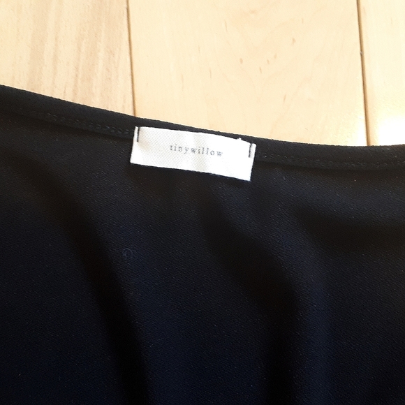 EUC Loose Dolman Sleeve Top - Picture 2 of 4